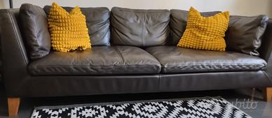 Coppia divani in pelle