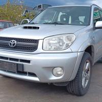 Ricambi usati toyota rav4 2,0 cv 116 diesel