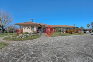 Villa o villino Latina [Cod. rif 3298150VRG]