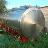 Cisterna latte acqua liquidi alimentari