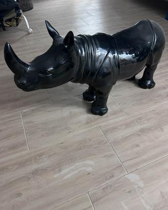 Rinoceronte in vetroresina