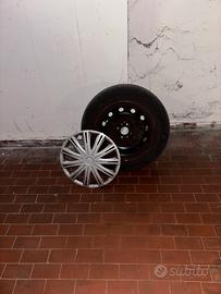 Set 4 Ruote Complete Lancia Musa 2004