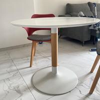 Tavolo tulipano bianco e rovere