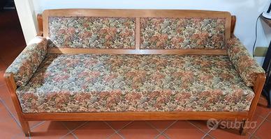 Divano letto e poltrone vintage