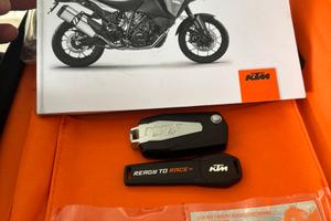 Ktm s adventure s 2018
