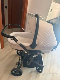 Carrozzina/passeggino