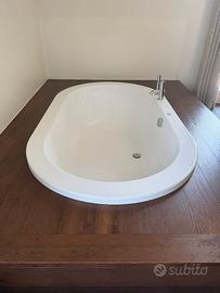 Vasca da bagno ad incasso