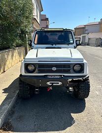 Suzuki Samurai Sj500