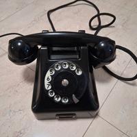 Telefono in bachelite