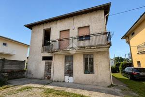 3 LOCALI A ALMENNO SAN BARTOLOMEO