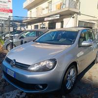 Volkswagen Golf 1.6 TDI Comfortline PACK SENSOR