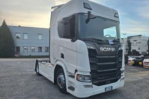 SCANIA R 520 PNEUMATICO INTEGRALE