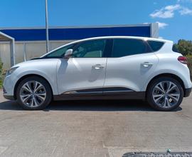 RENAULT Scénic 4ª1.5 dCi FULL OPT UNIPRO - 2017