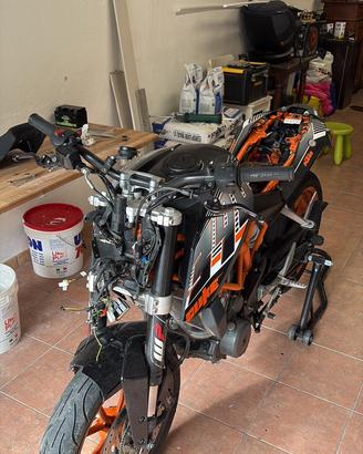 Smembro KTM duke 390 2015