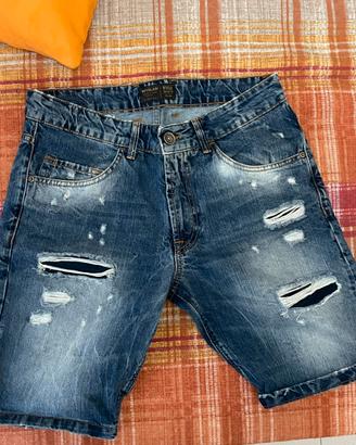 Jeans corti nuvolari