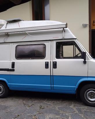 CAMPER FURGONATO