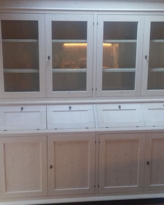 credenza con alzata e ribalta in abete sbiancato