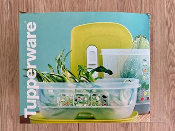 Contenitori di plastica Tupperware nuovi