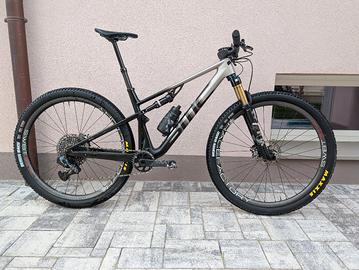 BMC Fourstroke M  custom senza ruote