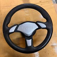 Volante Sportivo Momo