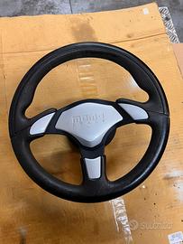 Volante Sportivo Momo