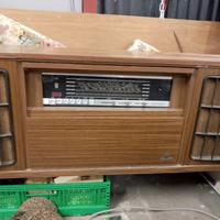 radio d'epoca A mobile Grundic 