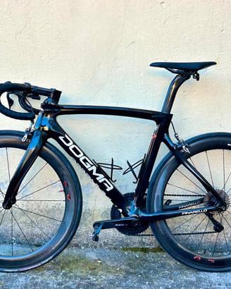 Pinarello Dogma f8 di2