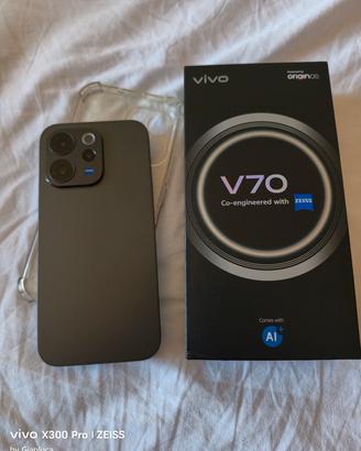 Vivo V70 5g perfetto in garanzia 