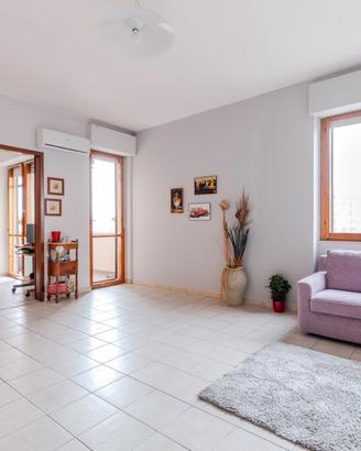 Quadrivano ristrutturato con cantina e posto auto