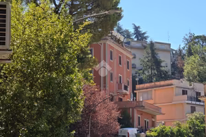 2 LOCALI A FIUGGI
