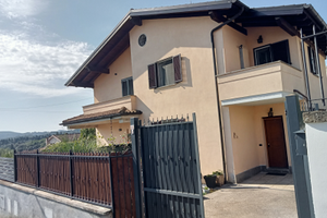 Villetta Bifamiliare