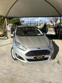 Ford fiesta 1.5 DIESEL 75 CV DA VETRINA!!