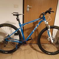 BICI MTB GT KASHMIR 3.0