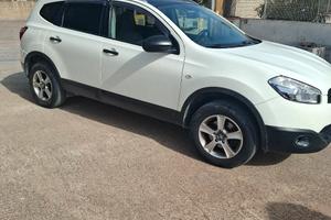 Nissan Qashqai+2