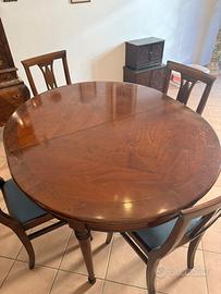 Tavolo e 4 sedie in legno di ciliegio