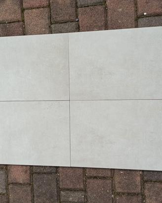 Piastrelle in gres porcellanato 30x60