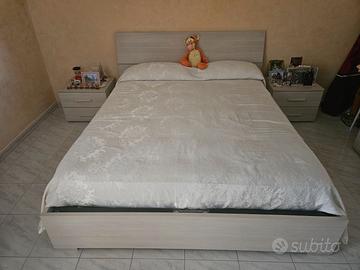 Camera da letto completa