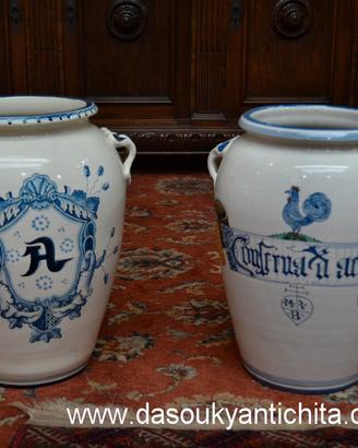 Coppia di grandi vasi orci da farmacia