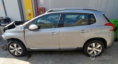 RICAMBI USATI AUTO PEUGEOT 2008 1° Serie HMZ (EB2