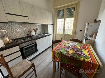 Camera a studente zona Policlinico