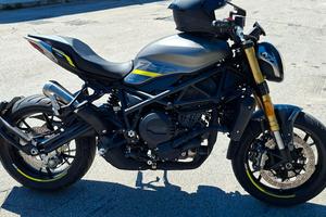 Benelli 752S 2024 - 890 km - Pari al nuovo