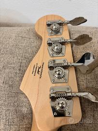 Basso Squire Jaguar Bass