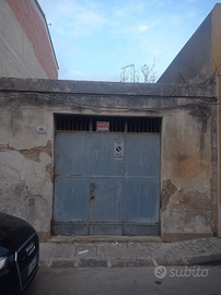 Garage 120 mq a Solarino (SR)