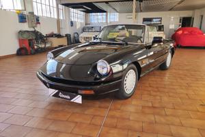 Alfa Romeo Spider 1.6