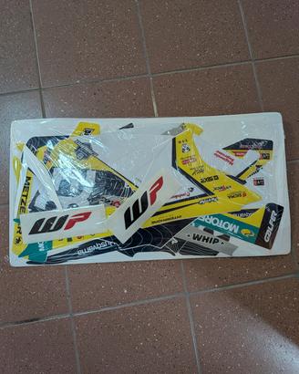 kit adesivi per Husqvarna 250 4t enduro 2024/2025
