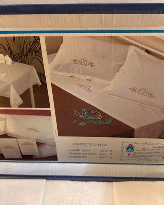 COMPLETO RICAMIFICIO C.D.M. MADE IN ITALY VINTAGE