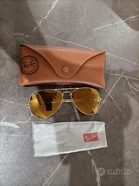 Occhiali da sole rayban a specchio 