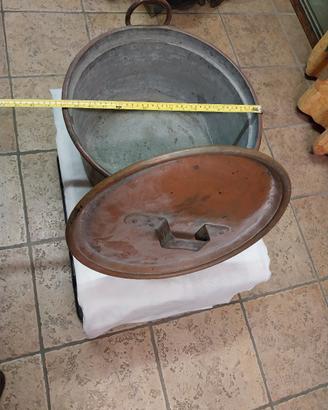 pentola in rame antica 