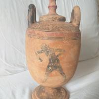 Oggetti da Grand Tour_ Urna in terracotta dipinta