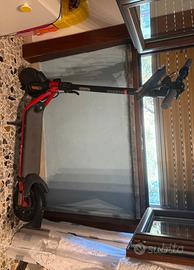 Monopattino Elettrico usato poche volte